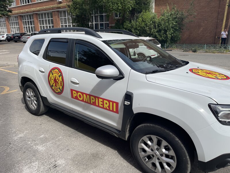 Servanti pompieri cu calificare